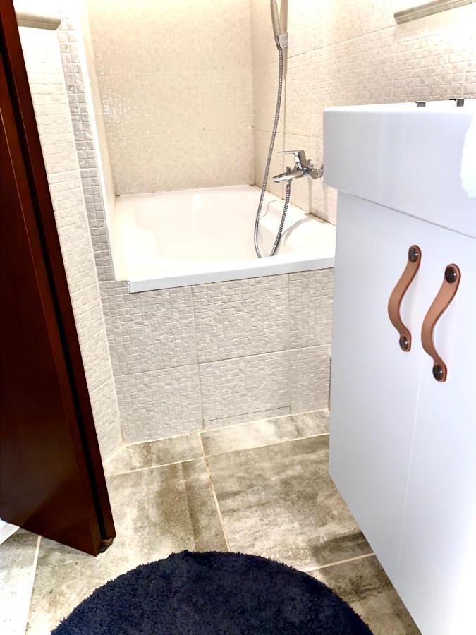 Apartman Rea Комарно Экстерьер фото
